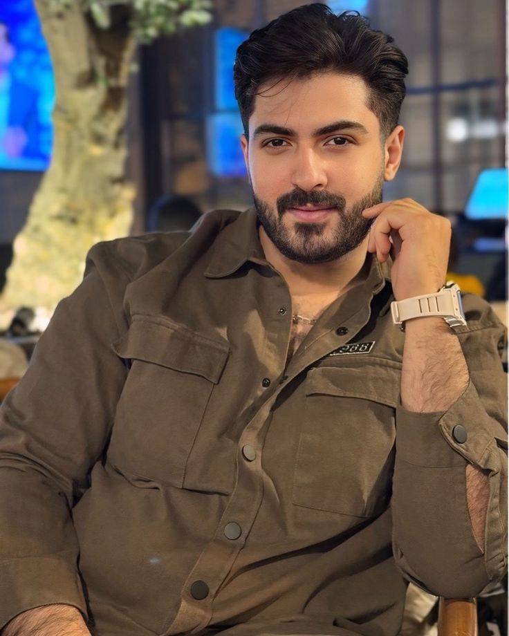 আয়ান খান ⭐⭐⭐